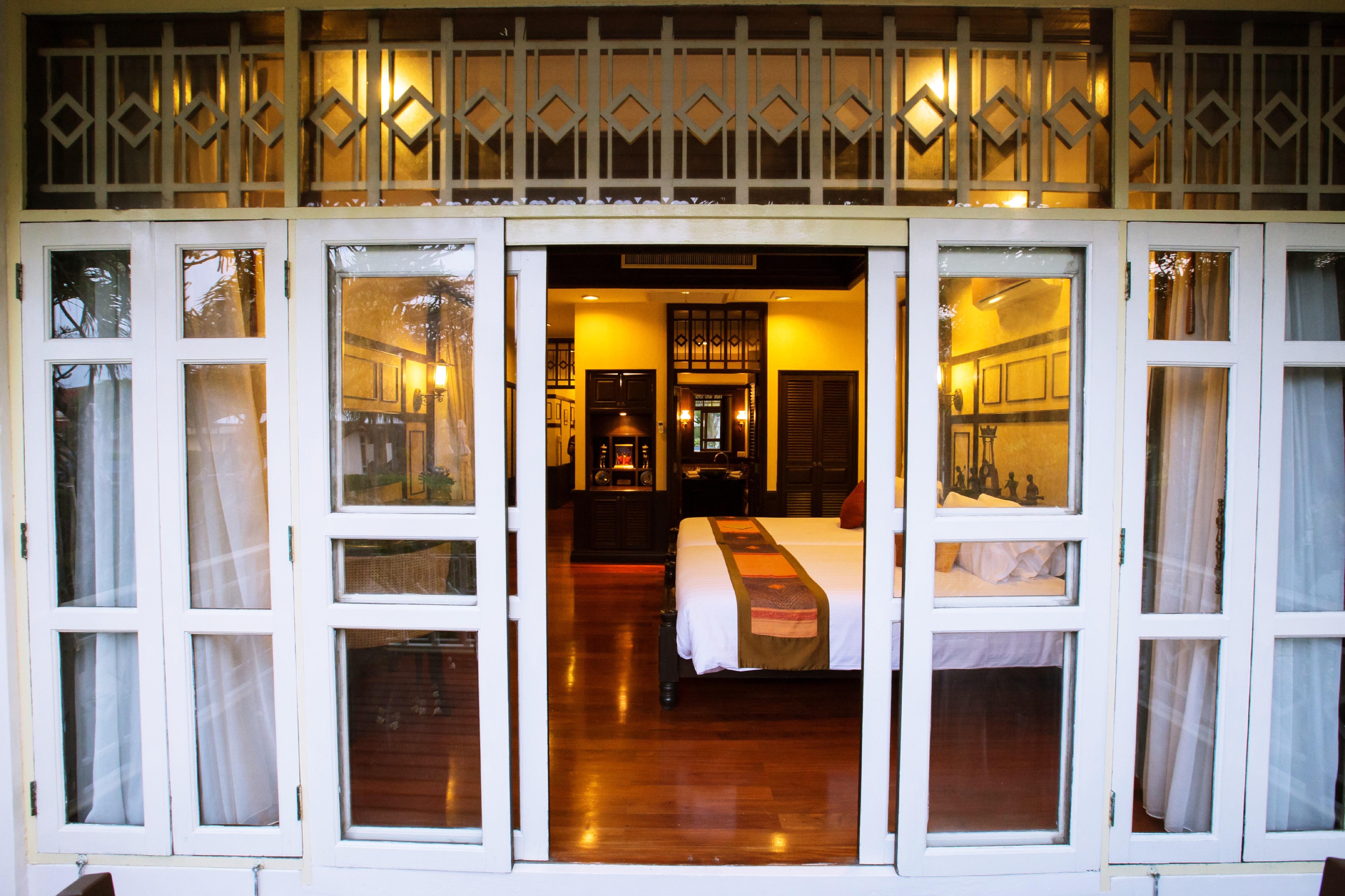 Wora Bura Hua Hin Resort&Spa - SHA Extra Plus Esterno foto A room at the E and O 87 Hotel