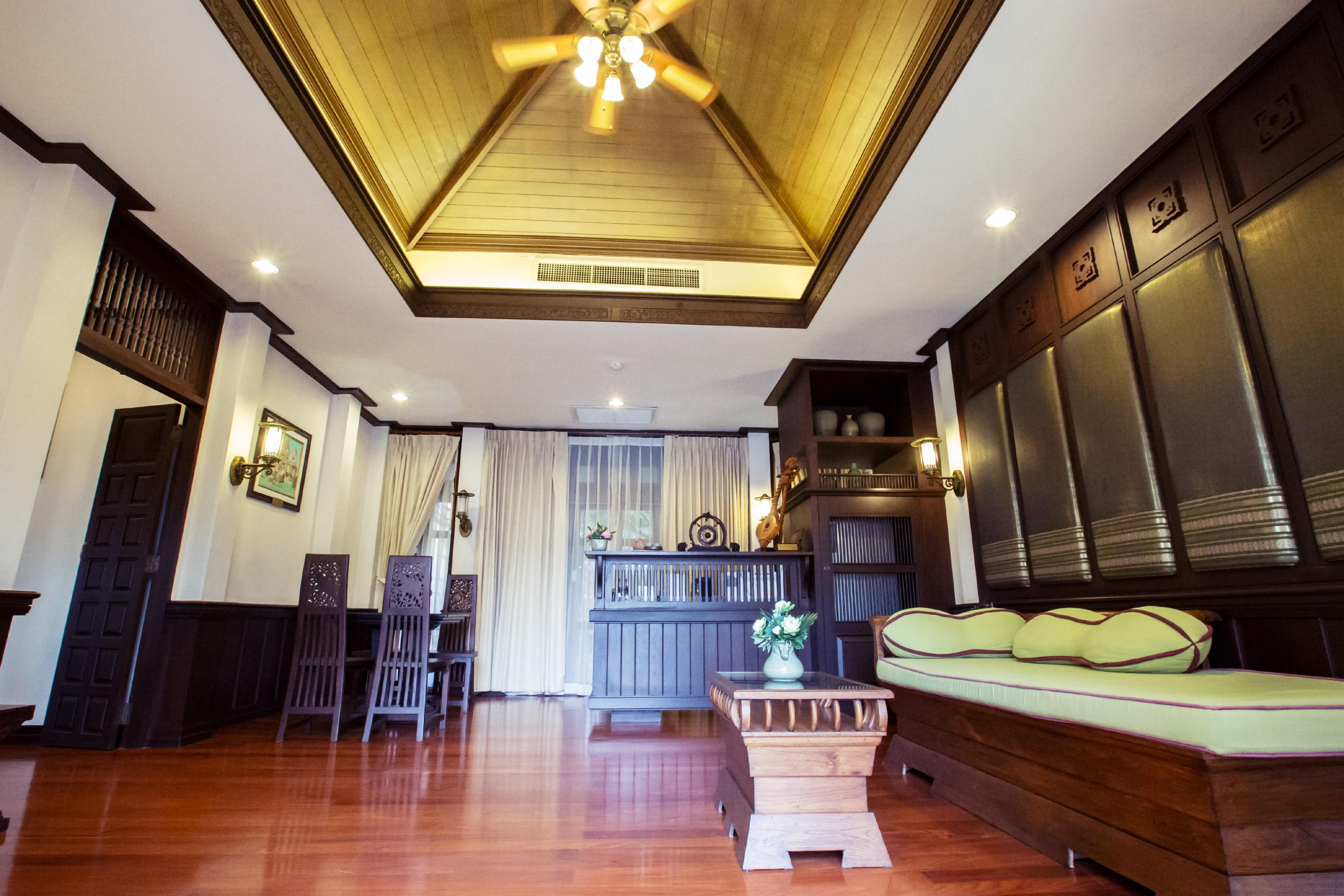 Wora Bura Hua Hin Resort&Spa - SHA Extra Plus Esterno foto A room at the hotel