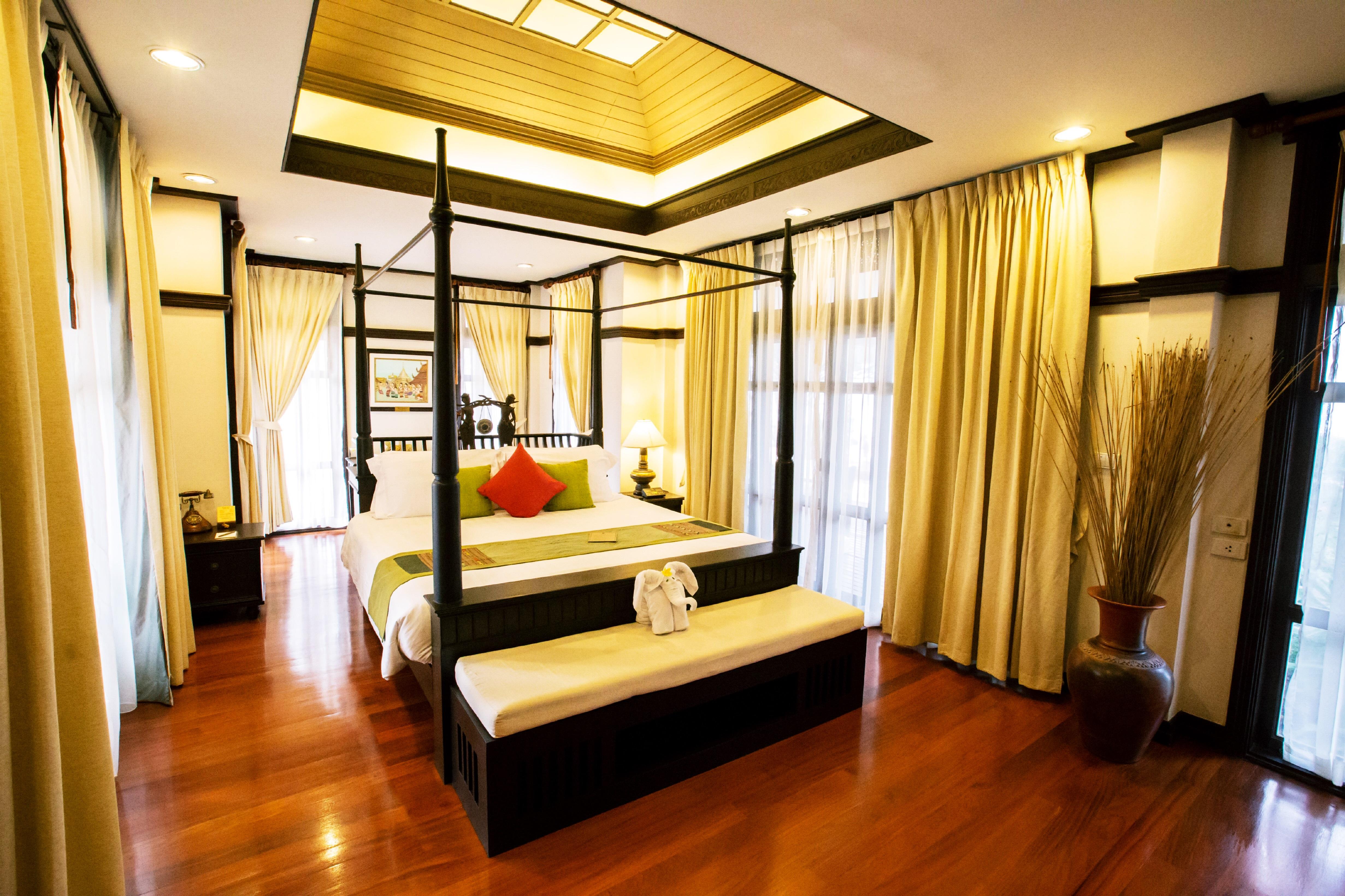 Wora Bura Hua Hin Resort&Spa - SHA Extra Plus Esterno foto A bedroom at the Royal Paradise Hotel & Spa