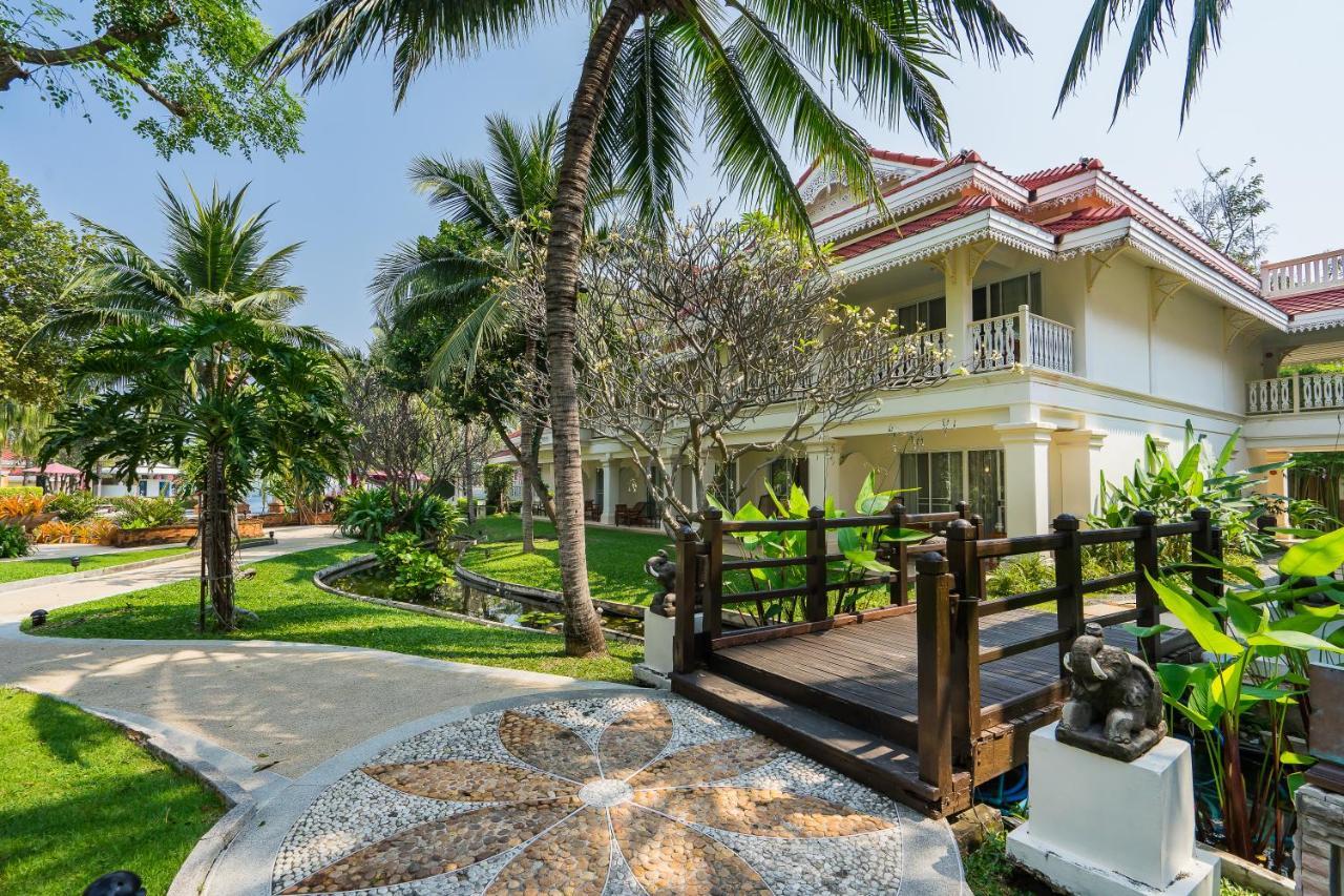 Wora Bura Hua Hin Resort&Spa - SHA Extra Plus Esterno foto The Royal Paradise Hotel and Spa